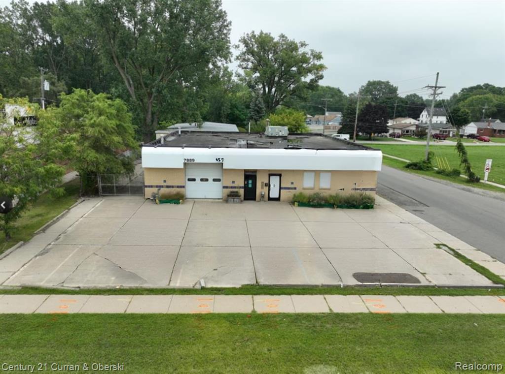 7889 TELEGRAPH RD Road, Taylor, MI — front exterior