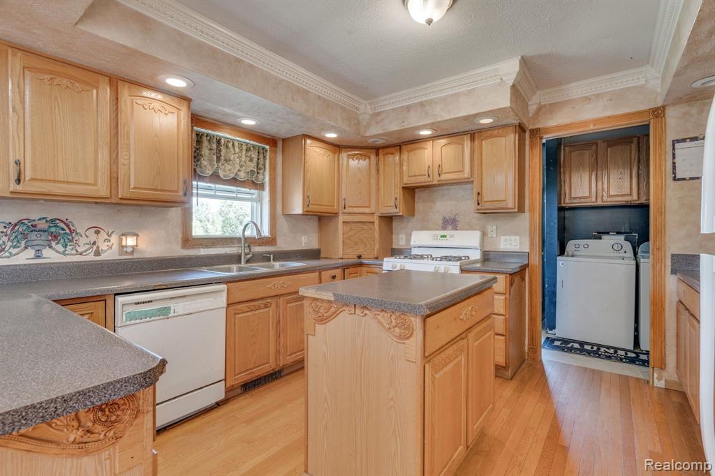 6066 MARSH Road, Cottrellville, MI — Photo 8