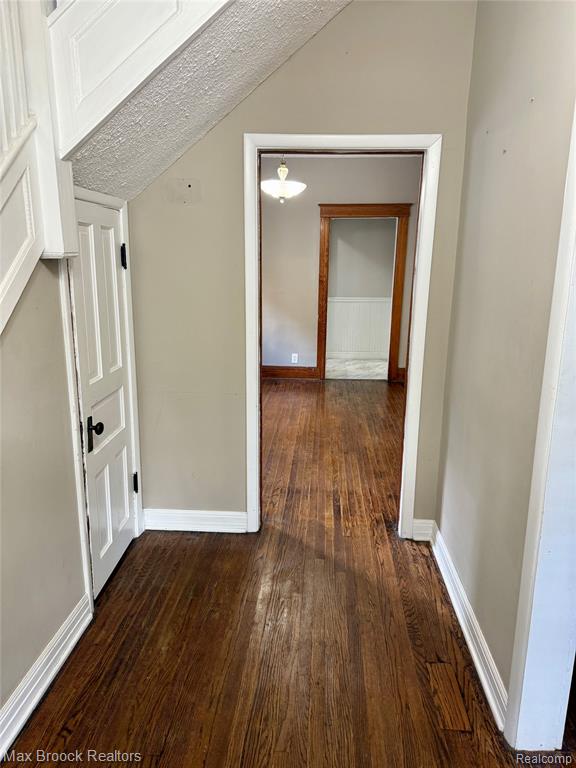 621 Pierson Street, Flint, MI 48503 — Photo 16