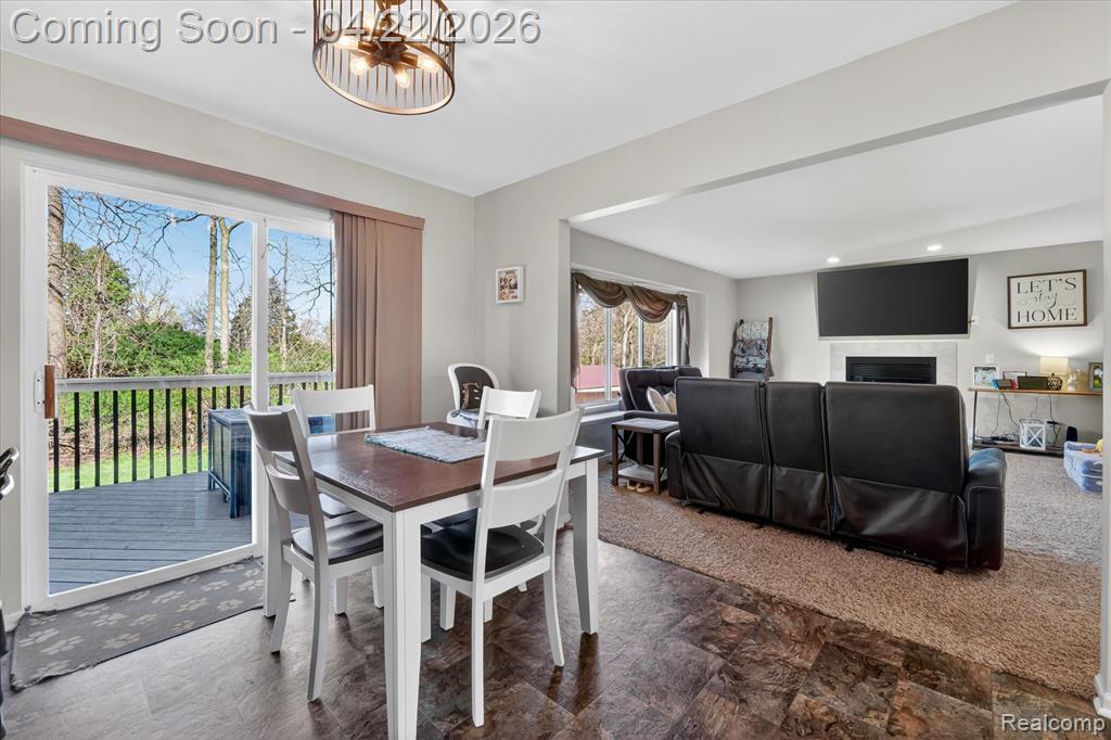 410 Bent Oak Street, Fenton, MI 48430 — Photo 11