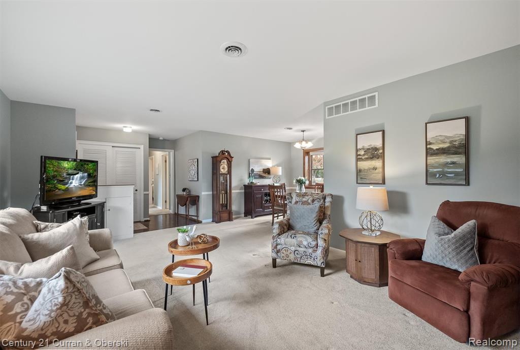 47245 Battleford Lane, Northville, MI 48167 — Photo 12