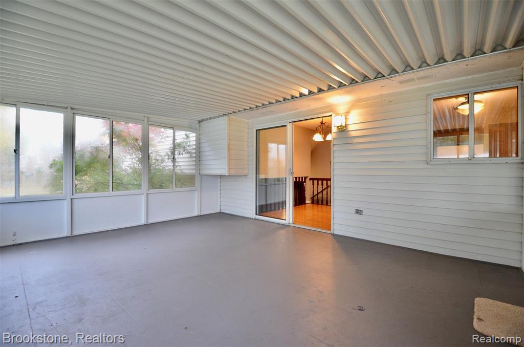 7244 Chapel View Drive, Clarkston, MI — Photo 21