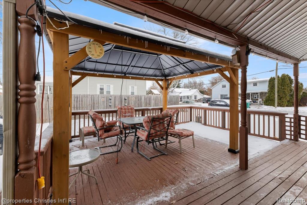 814 S 7th Street, St. Clair, MI 48079 — Photo 11