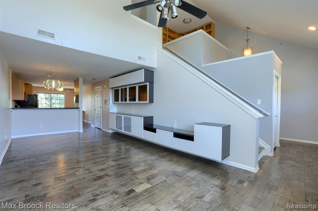 39440 SPRINGWATER Drive, Northville, MI 48168 — Photo 4