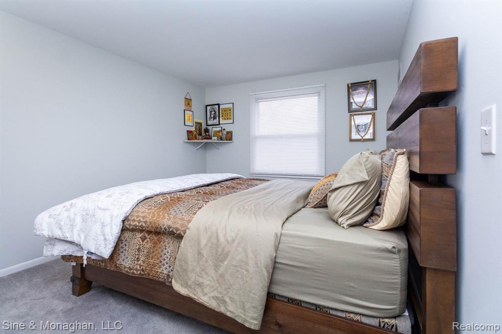5082 Westmoreland Drive, Troy, MI 48085 — Photo 21