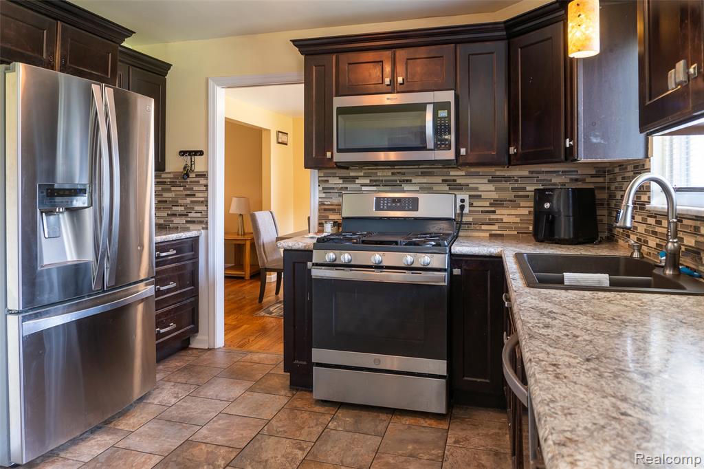 9568 Crosley, Redford, MI 48239 — Photo 14