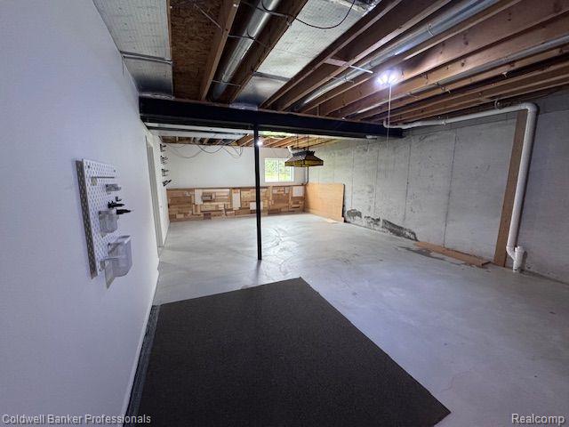 6462 Club Court E, 14, Holly, MI 48442 — Photo 37
