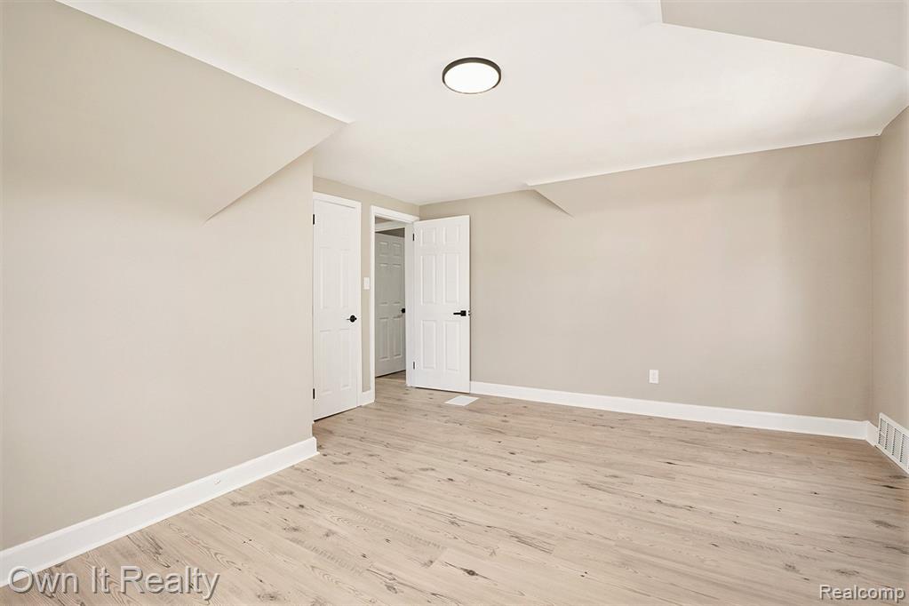 8919 Steel Street, Detroit, MI 48228 — Photo 14