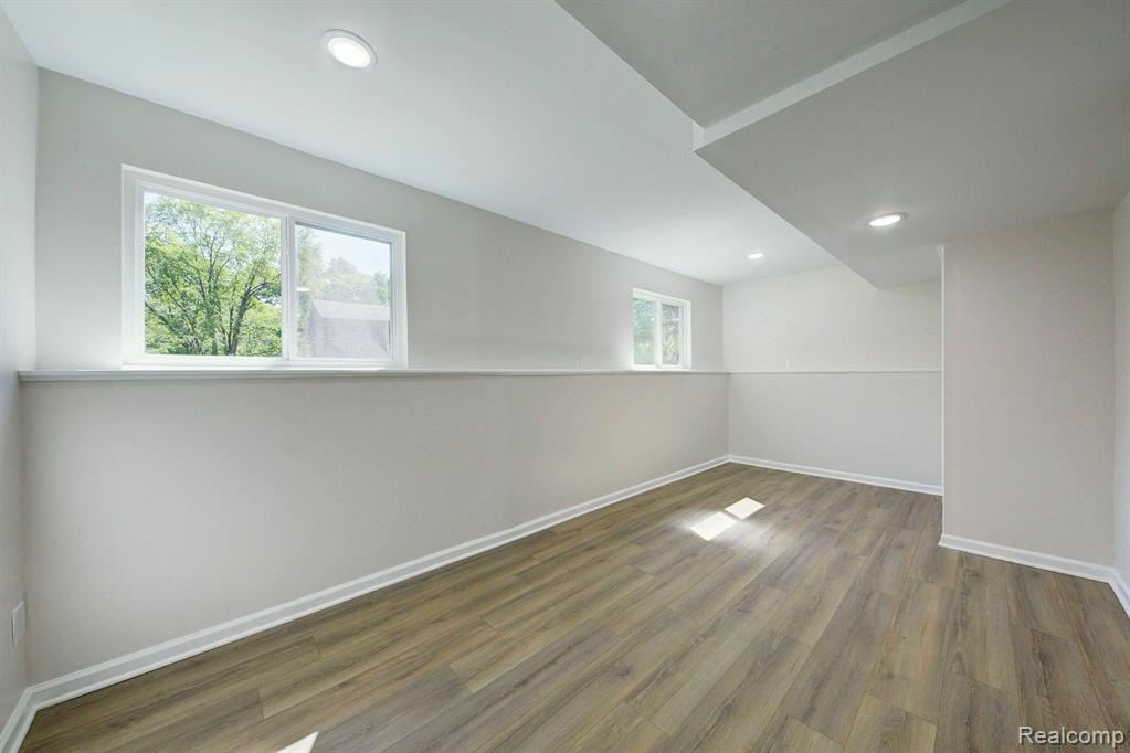 9600 Oakhurst Road, Holly, MI 48442 — Photo 18