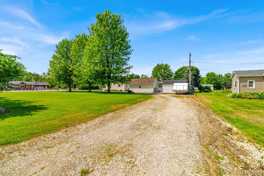 1020 Capac Road, Berlin, MI 48002 — Photo 36