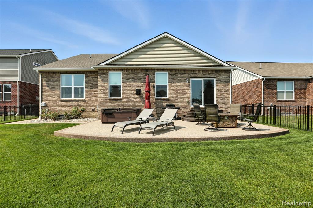 7742 Gannon, Utica, MI 48317 — Photo 5