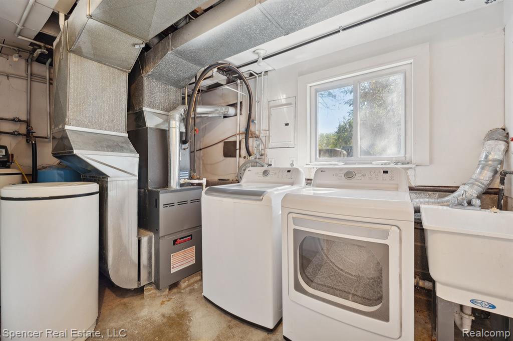 44149 Durson Street, Novi, MI — Photo 31