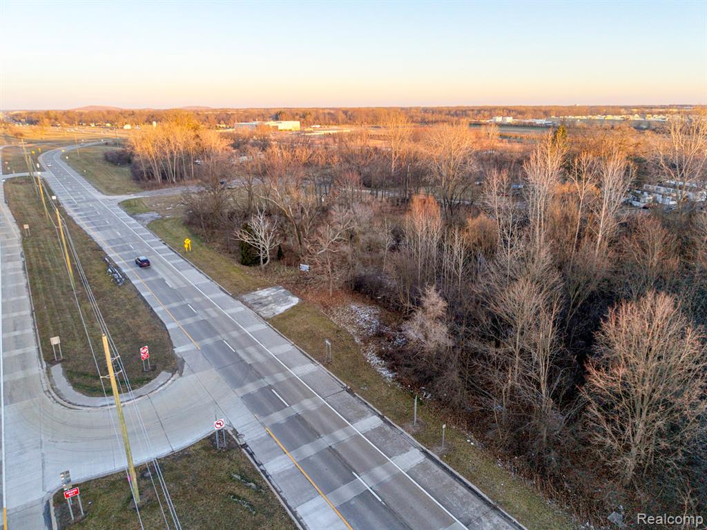 50841 Michigan Avenue, Van Buren, MI 48111 — Photo 11