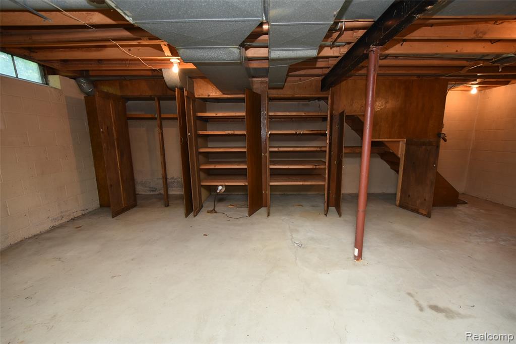 2356 Rochester Road, Leonard, MI 48367 — Photo 33