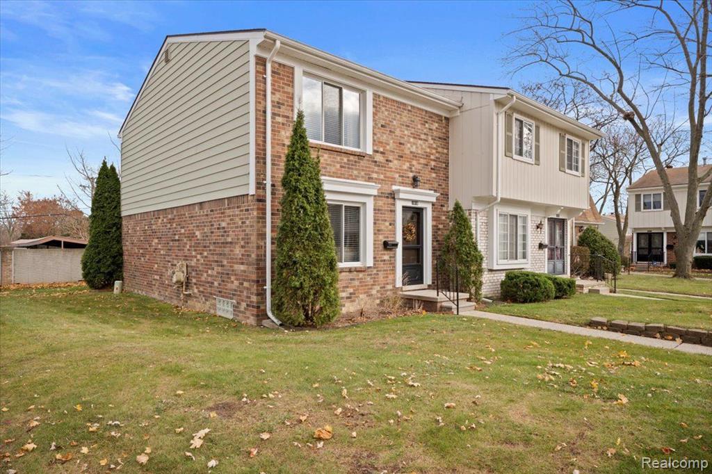 1818 SHIRE, Royal Oak, MI 48073 — Photo 41