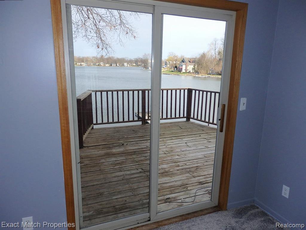 925 MALLOCK Road, White Lake, MI — Photo 33