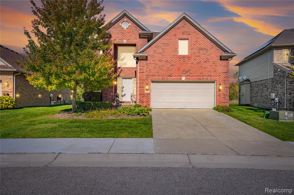 30125 Trailwood Drive, Warren, MI 48092