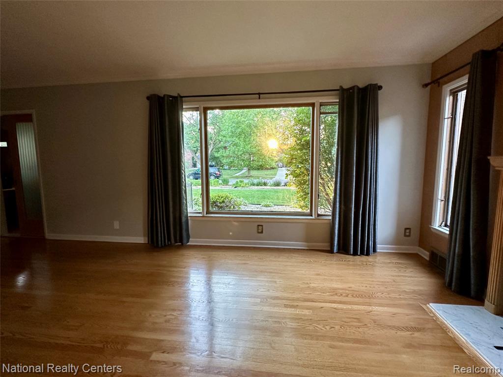 821 Pemberton Road, Grosse Pointe, MI 48230 — Photo 5