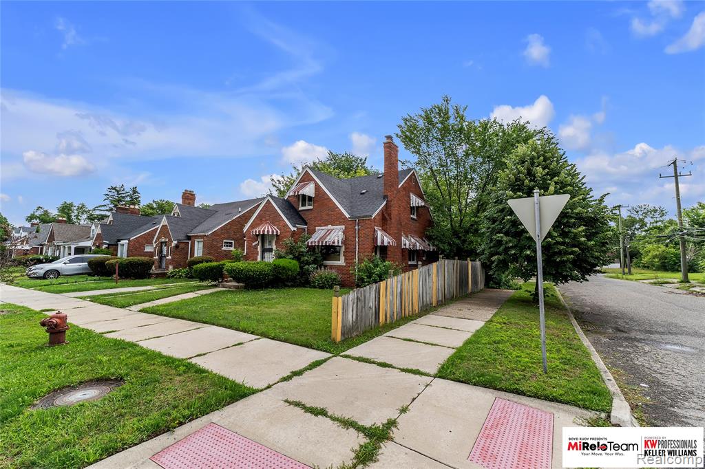 10300 Beaconsfield Street, Detroit, MI 48224 — Photo 24