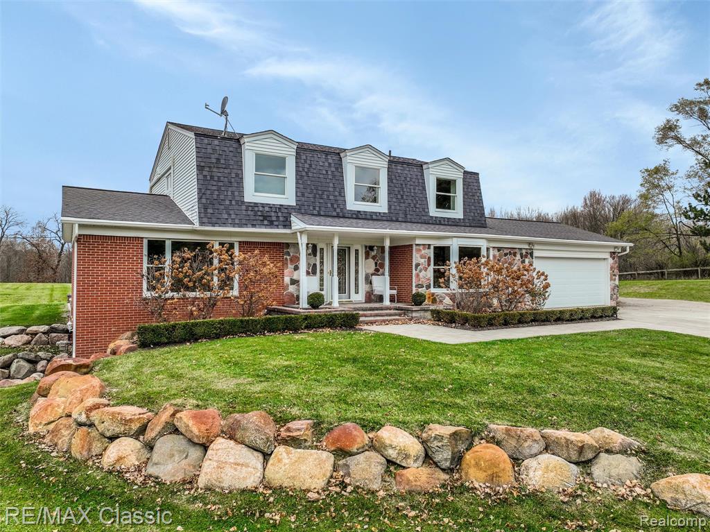8173 Earhart Road, South Lyon, MI 48178 — Photo 70