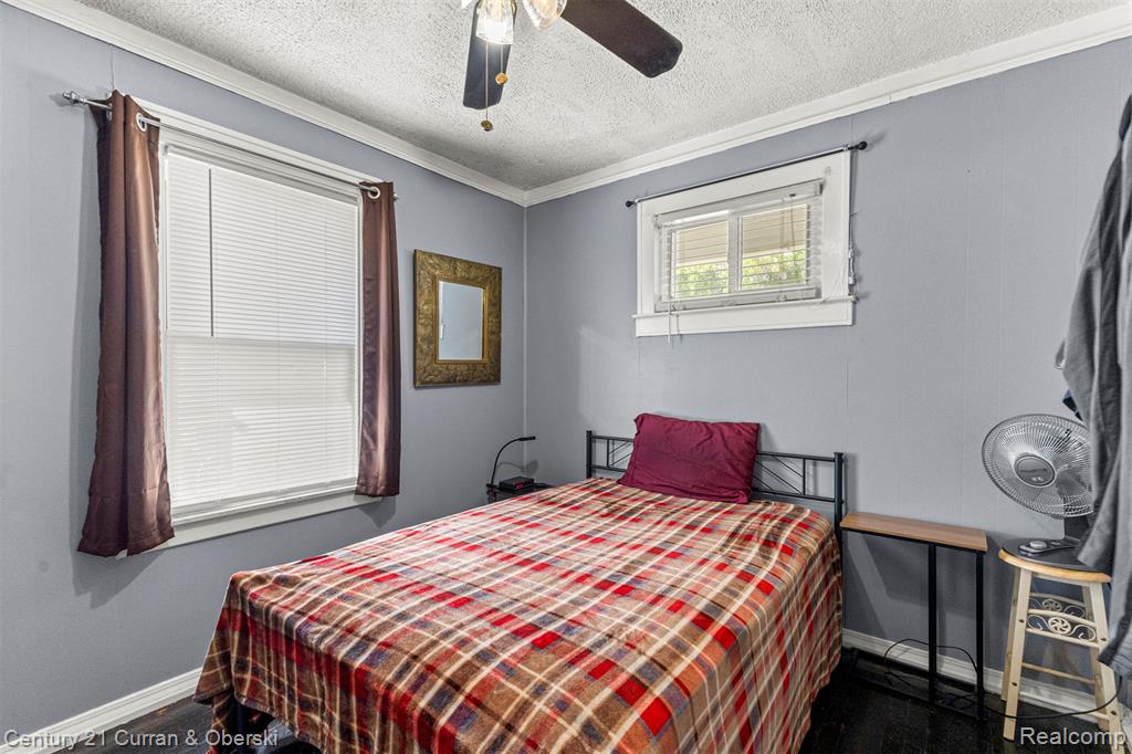 5671 Syracuse Street, Dearborn Heights, MI 48125 — Photo 14