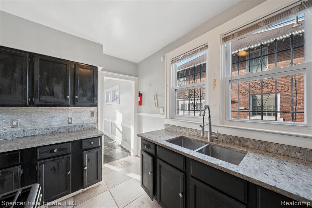 2064 Glynn Court, Detroit, MI 48206 — Photo 14