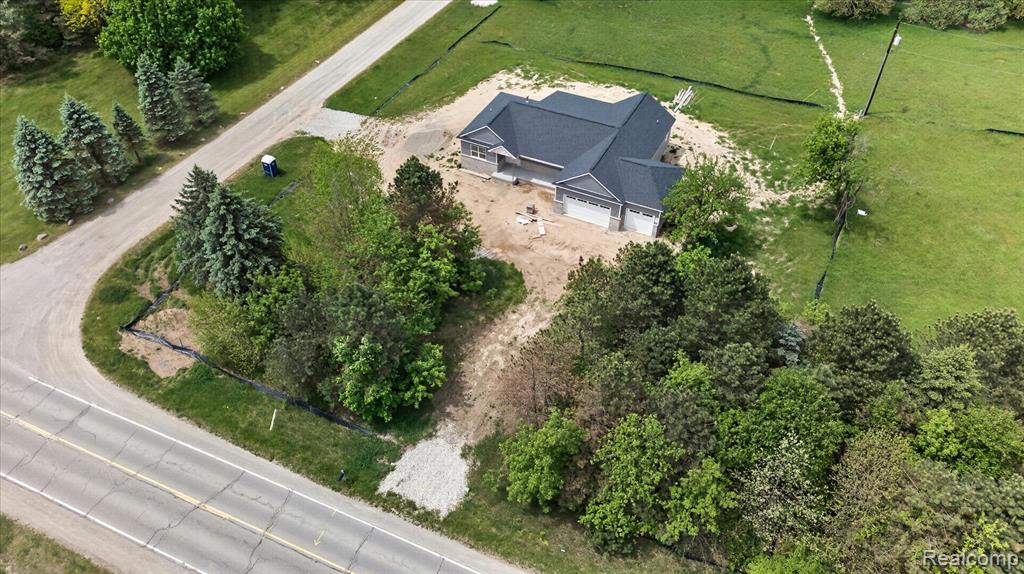 3297 Oak Grove Road, Howell, MI 48855 — Photo 30