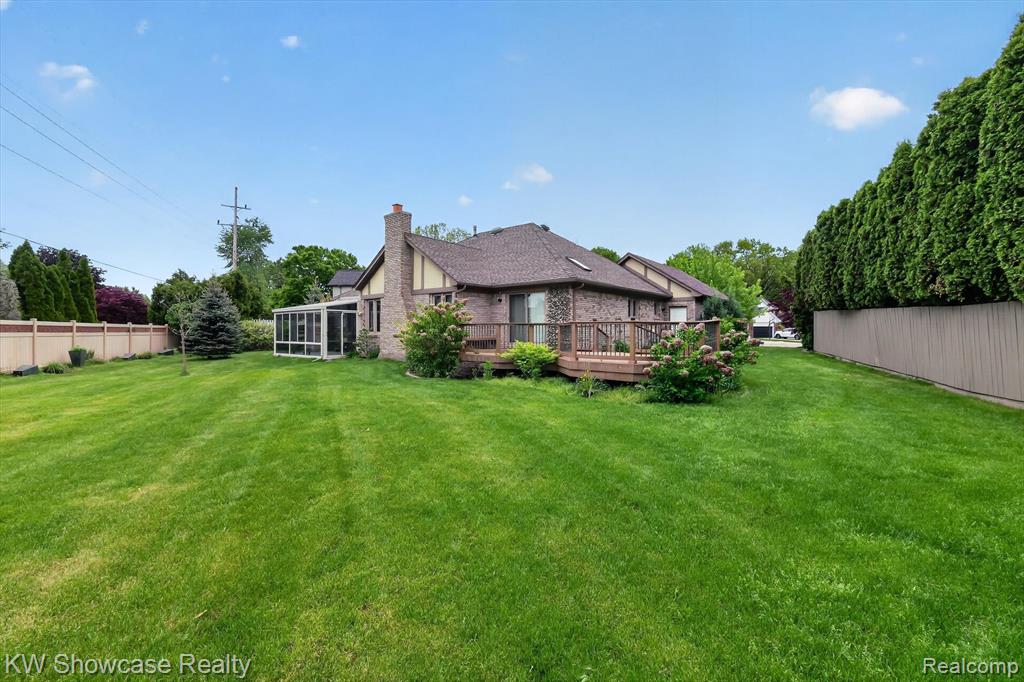 39995 Brylor Court, Clinton Twp, MI 48038 — Photo 52