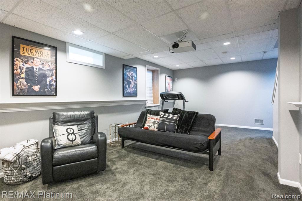 6103 SHADETREE Court, Howell, MI 48843 — Photo 27