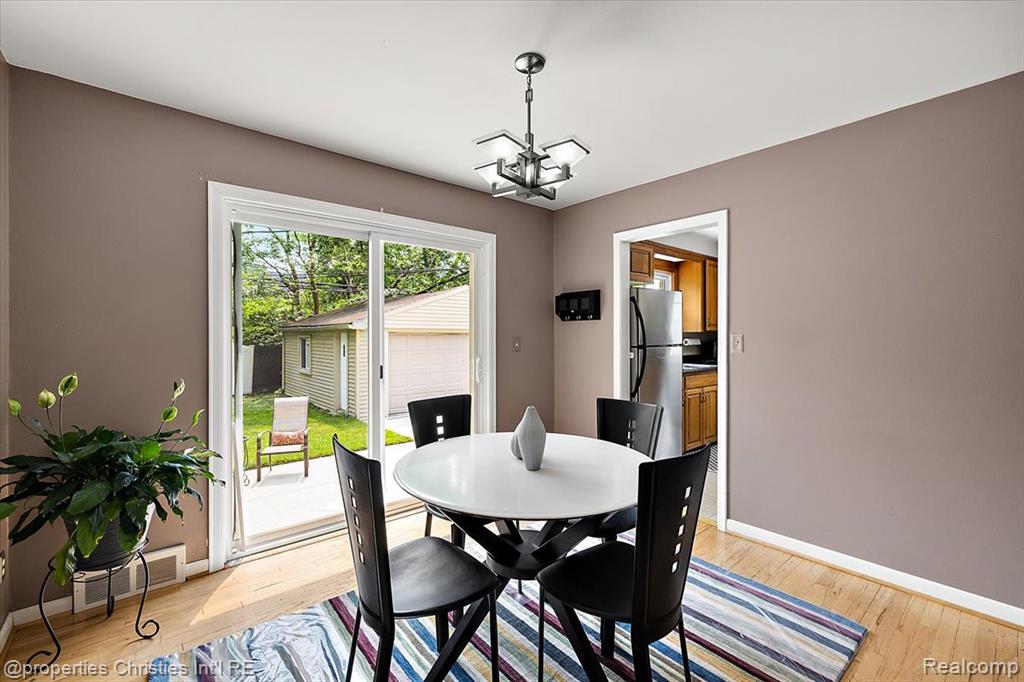 10819 W 11 Mile Road, Huntington Woods, MI — Photo 22