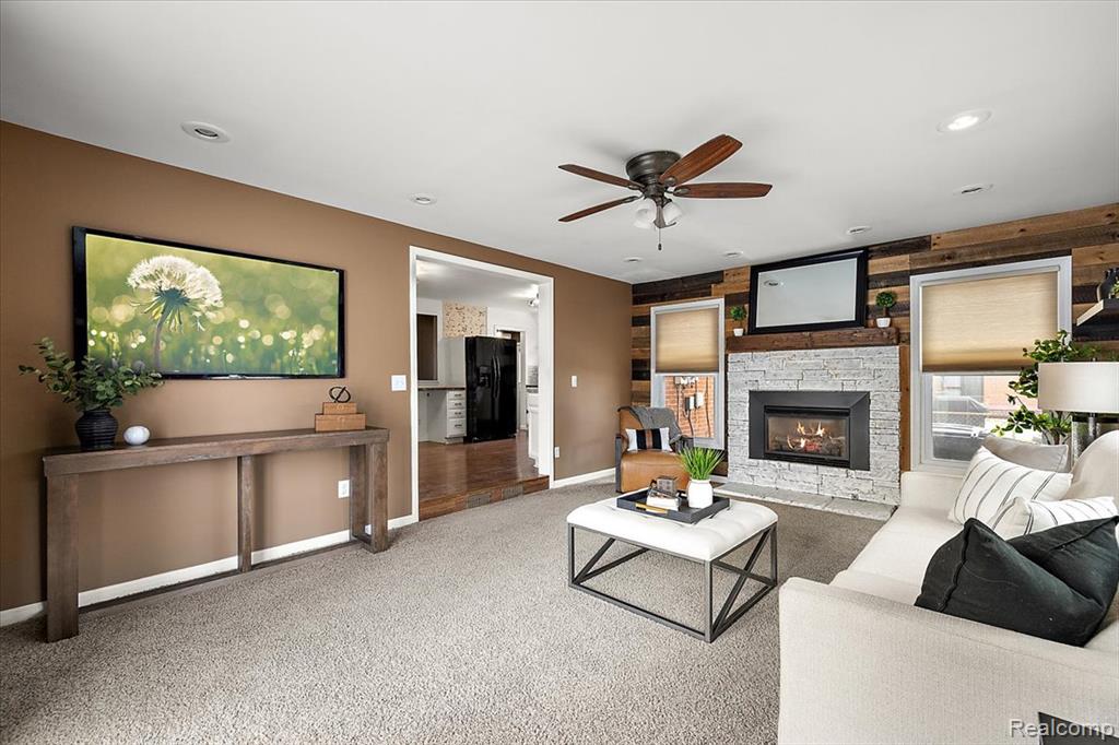 9364 Colorado Street, Livonia, MI 48150 — Photo 26