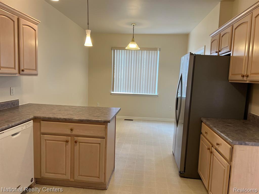 41867 MITCHELL Road, Novi, MI — Photo 10