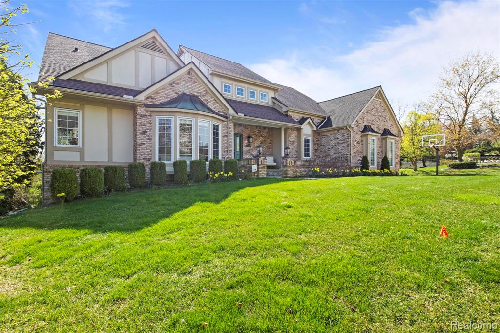 900 MCDONALD Drive, Northville, MI 48167 — Photo 2