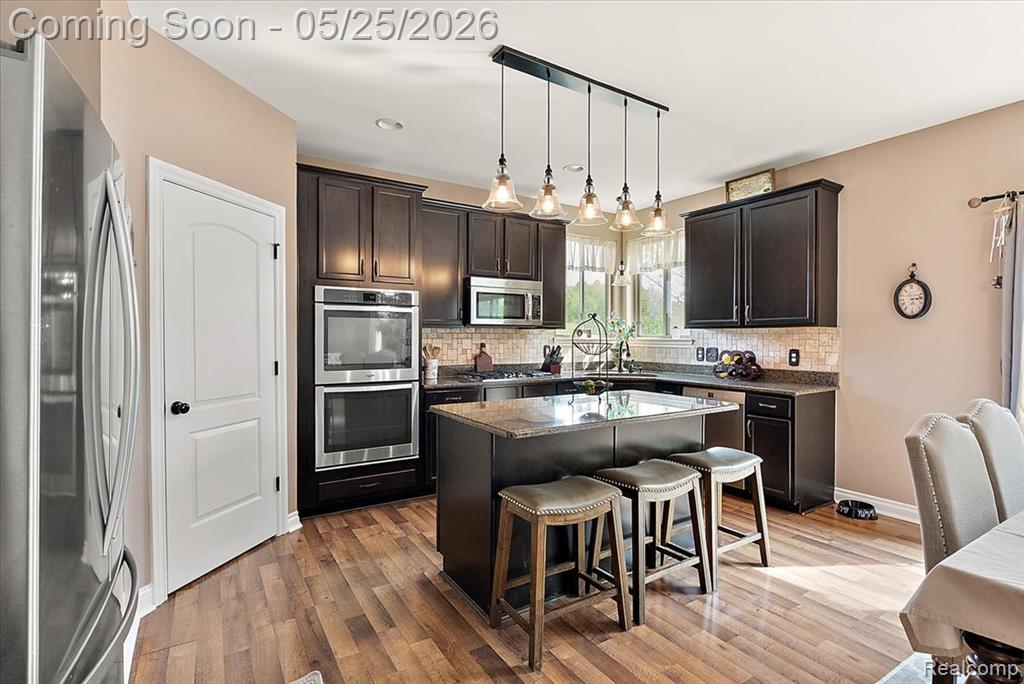 695 Dennison Court, Oakland, MI — Photo 16