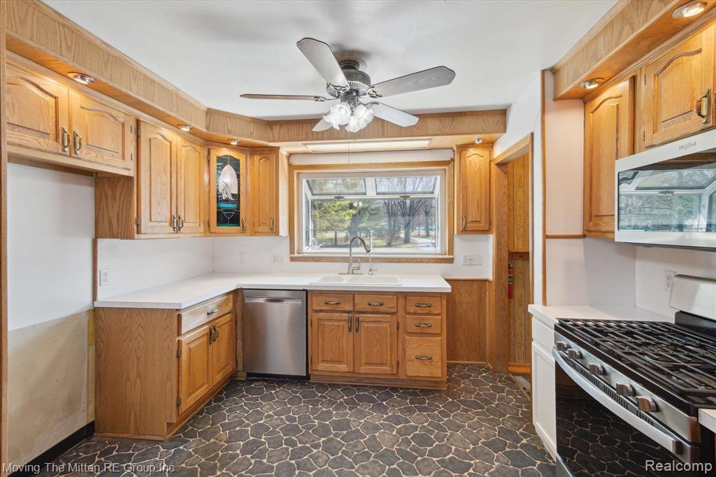 40320 ALDEN Road, Van Buren, MI 48111 — Photo 8