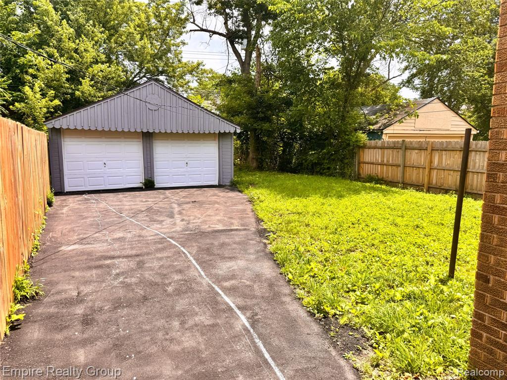 9646 Ward Street, Detroit, MI 48227 — Photo 32