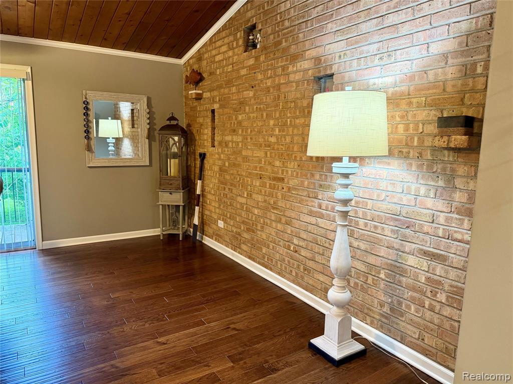 29589 Jefferson Avenue, 15, Gibraltar, MI — Photo 8