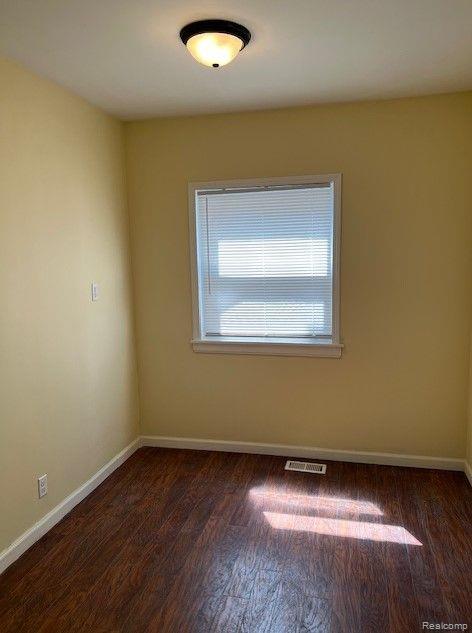 9737 WAYBURN Street, Detroit, MI 48224 — Photo 5