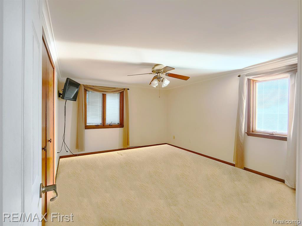 42429 Royal Lane, Clinton Twp, MI 48038 — Photo 20