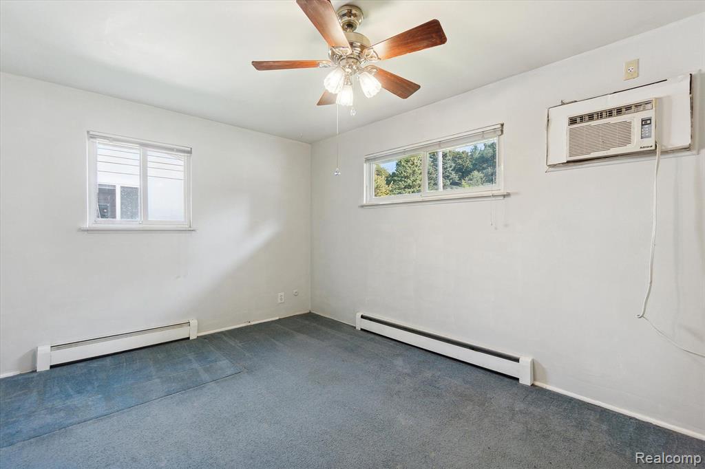 4208 BRISTOLWOOD Drive, Flint, MI 48507 — Photo 17