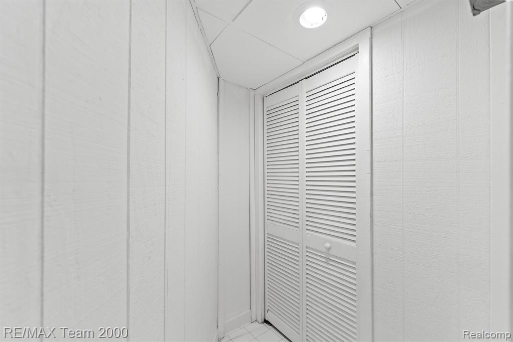 22624 Rio Vista Street, Saint Clair Shores, MI 48081 — Photo 51