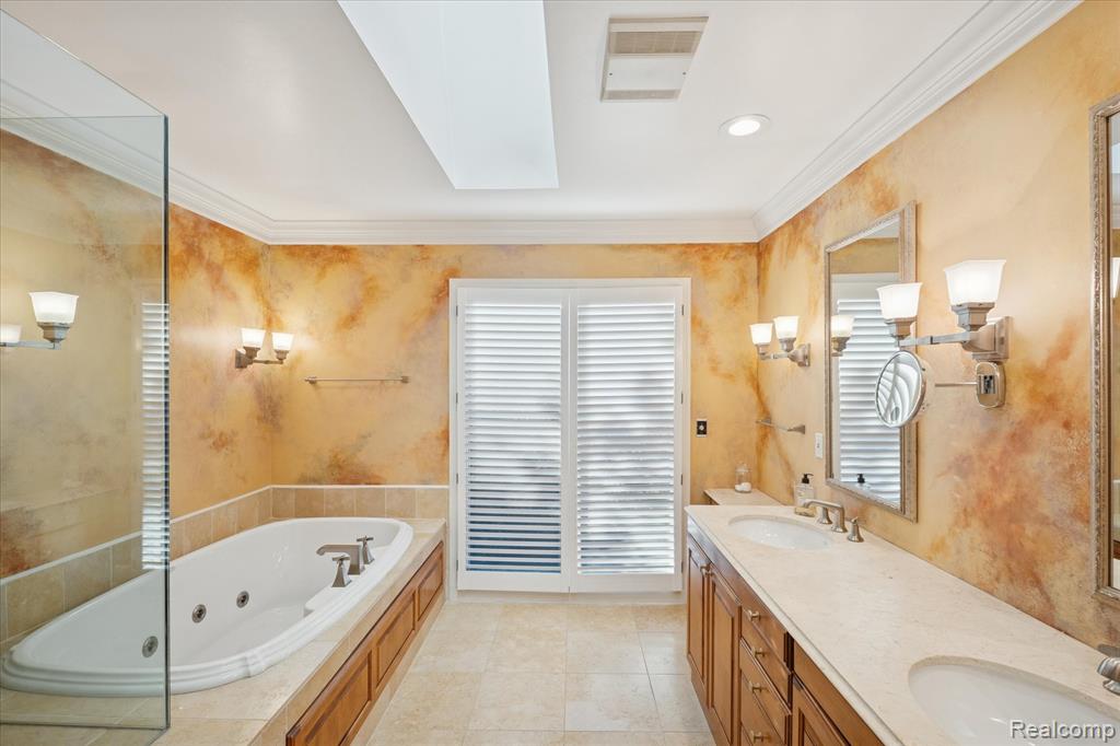 596 Henrietta Street, Birmingham, MI 48009 — Photo 34