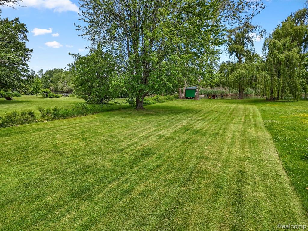 7215 S HURON RIVER Drive, South Rockwood, MI — Photo 51