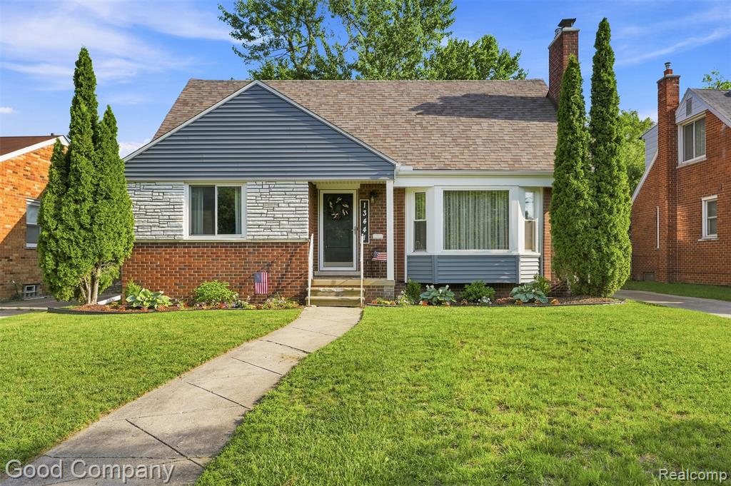 13441 Oak Park Boulevard, Oak Park, MI 48237