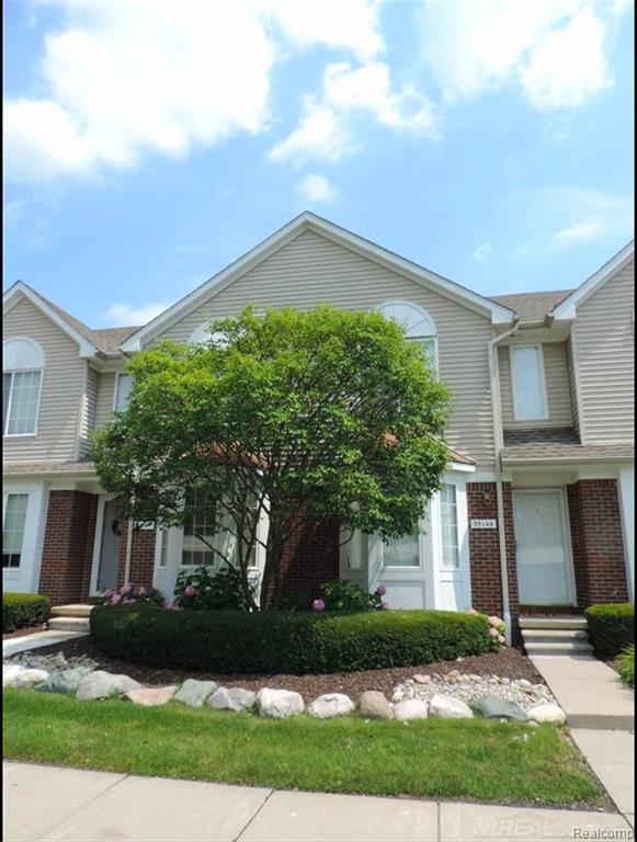 35149 Woodbury Drive, New Baltimore, MI 48047 — Photo 2