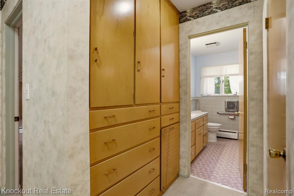 275 S Airport Road, Saginaw, MI 48601 — Photo 26