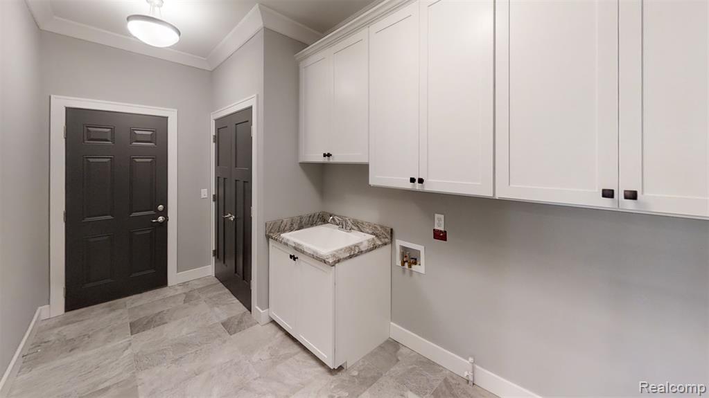 2515 Barberry Drive, 21, Shelby Twp, MI 48316 — Photo 13