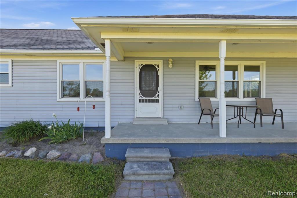 7868 Big Hand Road, Columbus, MI — Photo 10