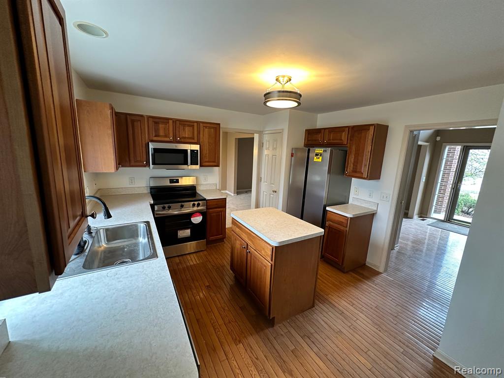 3410 NIAGARA Avenue, Canton, MI 48188 — Photo 6