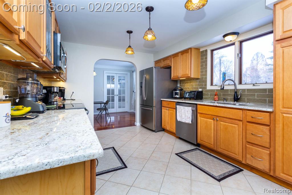 41878 Woodbrook Drive, Canton, MI 48188 — Photo 17